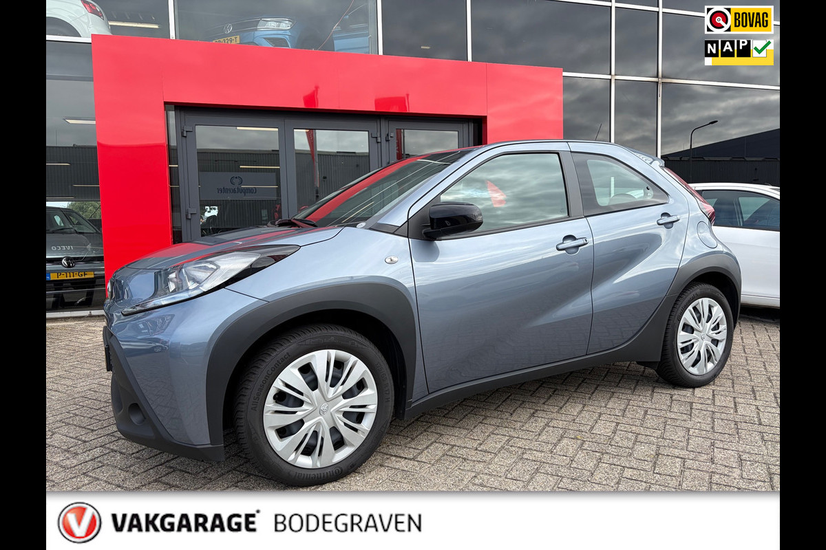 Toyota Aygo X 1.0 VVT-i MT Play