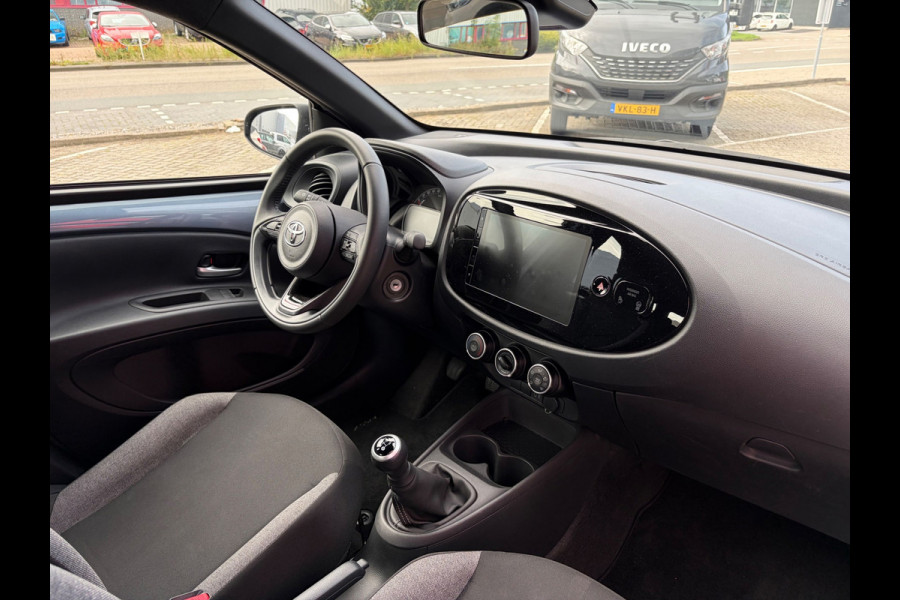 Toyota Aygo X 1.0 VVT-i MT Play