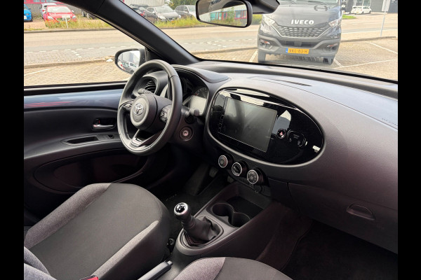 Toyota Aygo X 1.0 VVT-i MT Play