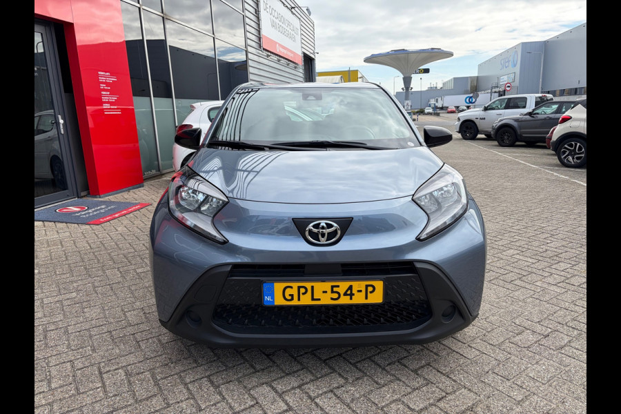 Toyota Aygo X 1.0 VVT-i MT Play