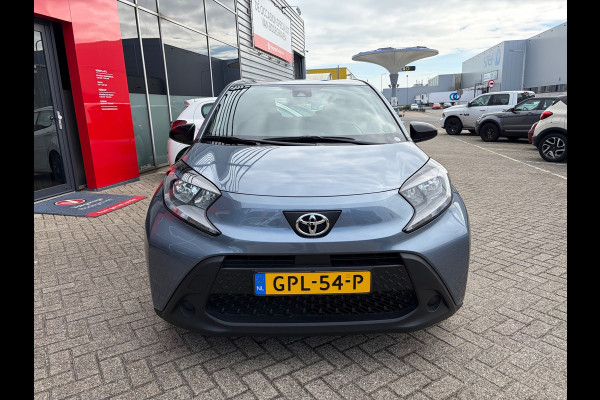 Toyota Aygo X 1.0 VVT-i MT Play