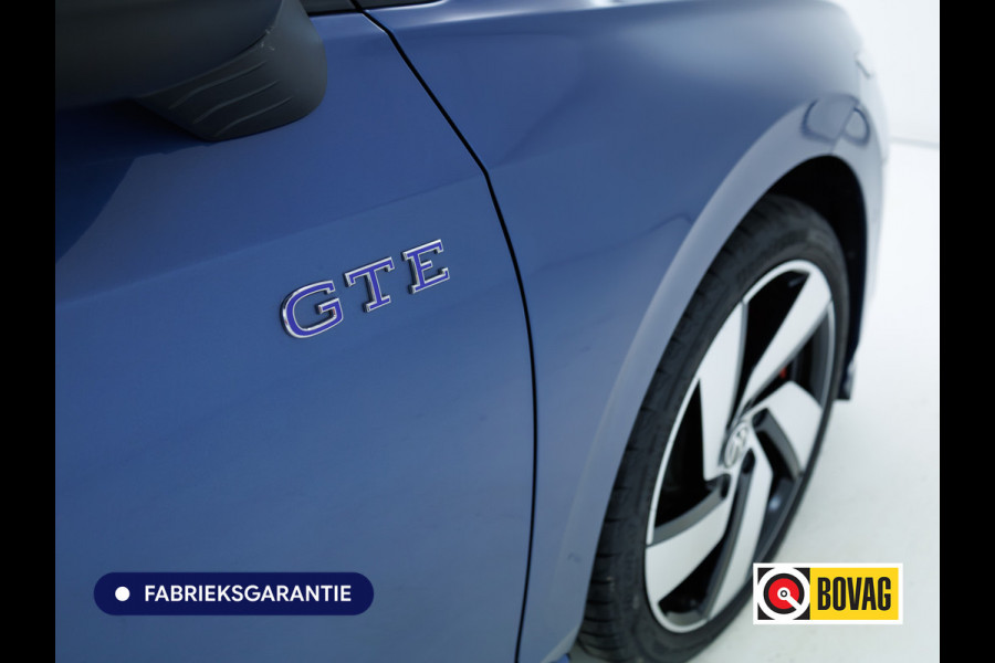 Volkswagen Golf 1.5 eHybrid GTE 272PK | Pano | Leer | Stoelkoeling | Stoel-Stuurverwarming | Elec. trekhaak | Travel assist | IQ-Drive | IQ-Led | Black-style | Memorystoel | Adaptive Cruise | Head-Up | Keyless | Sfeerverlichting | DCC |