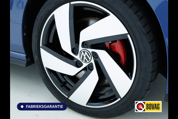 Volkswagen Golf 1.5 eHybrid GTE 272PK | Pano | Leer | Stoelkoeling | Stoel-Stuurverwarming | Elec. trekhaak | Travel assist | IQ-Drive | IQ-Led | Black-style | Memorystoel | Adaptive Cruise | Head-Up | Keyless | Sfeerverlichting | DCC |