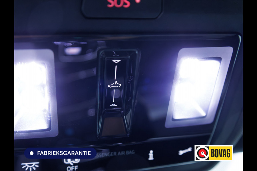 Volkswagen Golf 1.5 eHybrid GTE 272PK | Pano | Leer | Stoelkoeling | Stoel-Stuurverwarming | Elec. trekhaak | Travel assist | IQ-Drive | IQ-Led | Black-style | Memorystoel | Adaptive Cruise | Head-Up | Keyless | Sfeerverlichting | DCC |