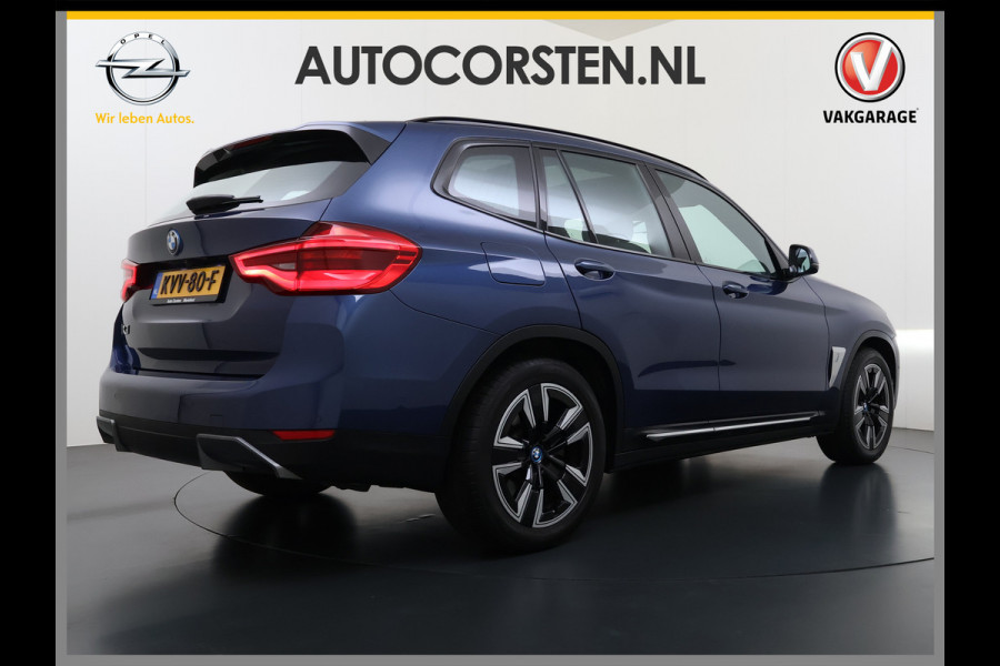 BMW iX3 Panoramadak SOH 99% Leder Adap.Cruise Camera Apple Carplay Android Auto 3-Zone Ecc Executive 80kWh Elek.Achterklep Adaptief onderstel Stoelverwarming Pdc Lmv Led Elek.Stoelen Isofix Bluetooth