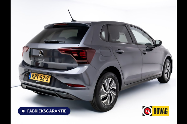 Volkswagen Polo 1.0 TSI Business Edition Automaat | Camera | Cruise | PDC V+A | Airco | App-connect Privacy glas, Grootlicht assistent, Digitaal dashboard, 15 inch LMV