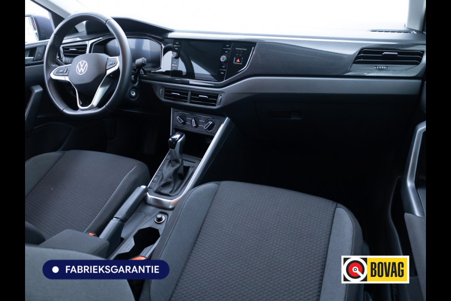 Volkswagen Polo 1.0 TSI Business Edition Automaat | Camera | Cruise | PDC V+A | Airco | App-connect Privacy glas, Grootlicht assistent, Digitaal dashboard, 15 inch LMV