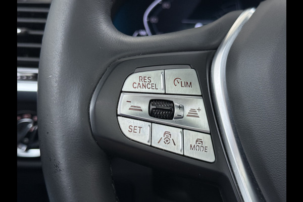BMW iX3 Panoramadak SOH 99% Leder Adap.Cruise Camera Apple Carplay Android Auto 3-Zone Ecc Executive 80kWh Elek.Achterklep Adaptief onderstel Stoelverwarming Pdc Lmv Led Elek.Stoelen Isofix Bluetooth