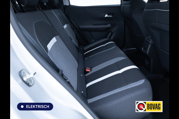 Opel Frontera Electric GS 44 kWh | Stoel- Stuur- & voorruitverw. | Camera | PDC V+A | Cruise | Rijklaarprijs, tot 8 jaar garantie! | Two Tone, 17" LMV, Navigatie, Dode hoek detectie, Carplay, Technologie GS pakket, NL auto