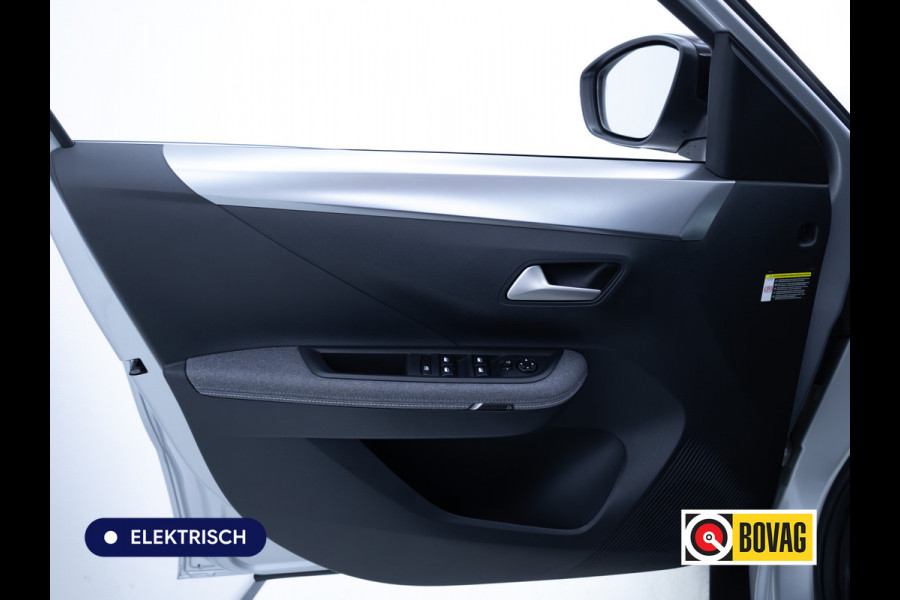 Opel Frontera Electric GS 44 kWh | Stoel- Stuur- & voorruitverw. | Camera | PDC V+A | Cruise | Rijklaarprijs, tot 8 jaar garantie! | Two Tone, 17" LMV, Navigatie, Dode hoek detectie, Carplay, Technologie GS pakket, NL auto