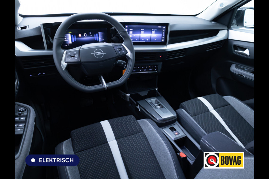 Opel Frontera Electric GS 44 kWh | Stoel- Stuur- & voorruitverw. | Camera | PDC V+A | Cruise | Rijklaarprijs, tot 8 jaar garantie! | Two Tone, 17" LMV, Navigatie, Dode hoek detectie, Carplay, Technologie GS pakket, NL auto