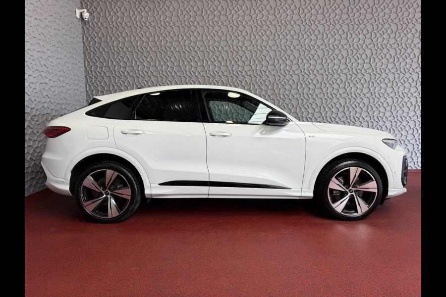 Audi Q5 Sportback 2.0 e-hybrid quattro 299 PK S line | Pass Display | 360.Cam | 100 KM EV | Pano | Matrix | 21"