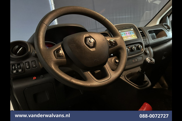 Renault Trafic 2.0 dCi 120pk L2H1 Euro6 Airco | Imperiaal | Navigatie | LED | Cruisecontrol Trekhaak, Parkeersensoren