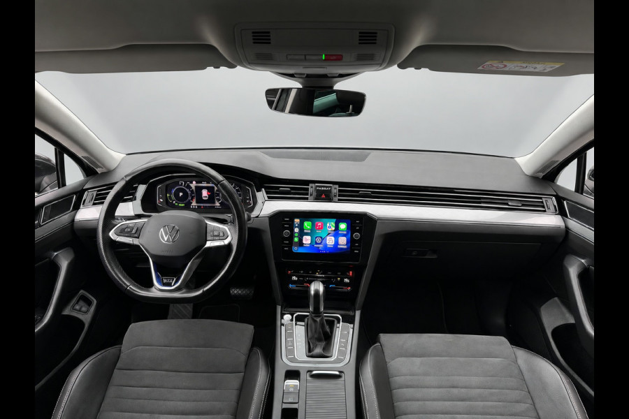Volkswagen Passat Variant GTE 218PK DSG HYBRID BUSINESS SPORT ALCANTARA/CAMERA/NAVI/IQ-LIGHT