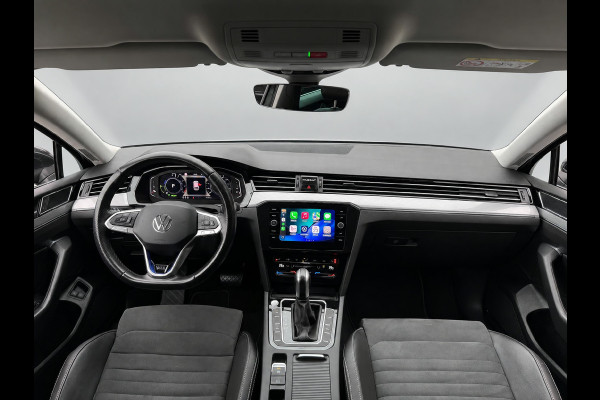 Volkswagen Passat Variant GTE 218PK DSG HYBRID BUSINESS SPORT ALCANTARA/CAMERA/NAVI/IQ-LIGHT