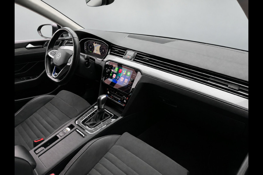 Volkswagen Passat Variant GTE 218PK DSG HYBRID BUSINESS SPORT ALCANTARA/CAMERA/NAVI/IQ-LIGHT