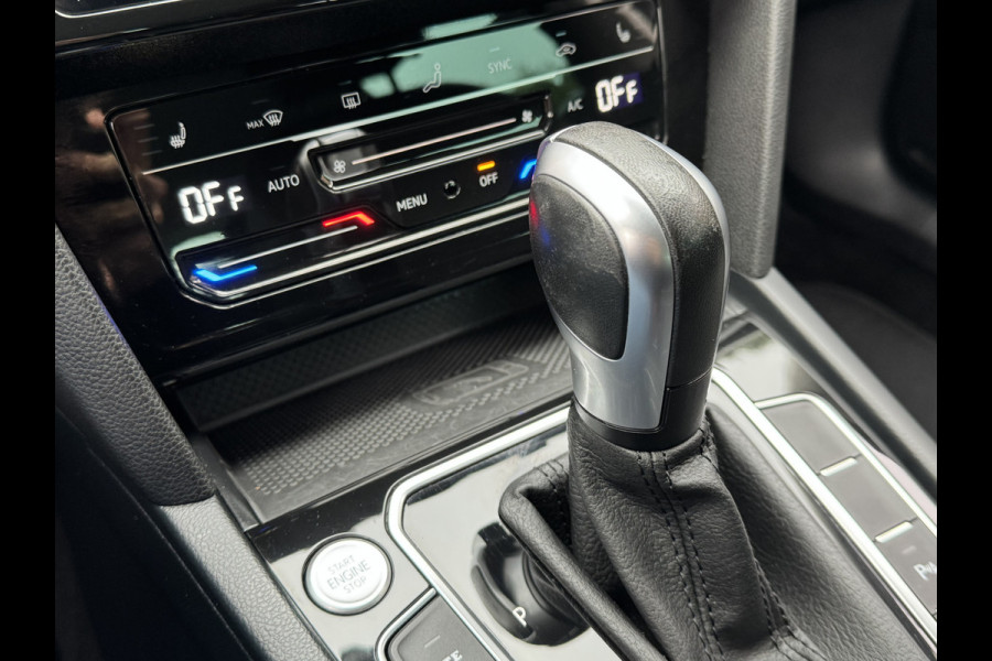 Volkswagen Passat Variant GTE 218PK DSG HYBRID BUSINESS SPORT ALCANTARA/CAMERA/NAVI/IQ-LIGHT