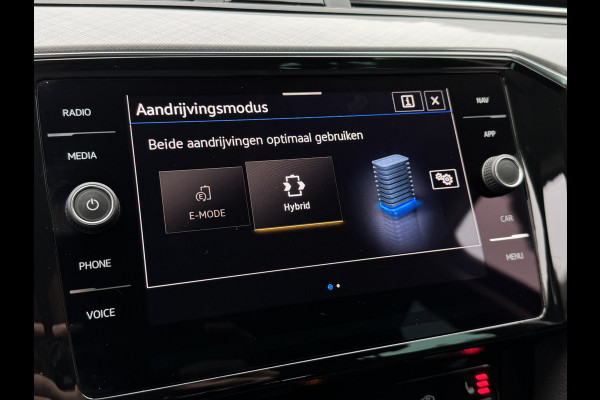 Volkswagen Passat Variant GTE 218PK DSG HYBRID BUSINESS SPORT ALCANTARA/CAMERA/NAVI/IQ-LIGHT