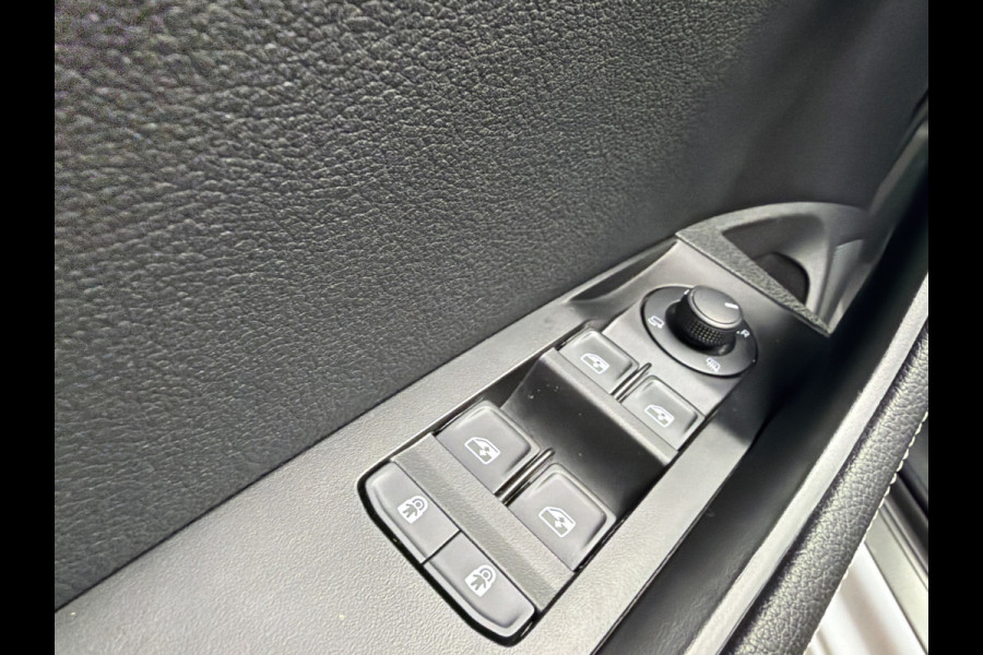 Škoda Superb Combi TSI iV 218PK HYBRIDE DSG STYLE VIRTUAL/CAMERA/CARPLAY