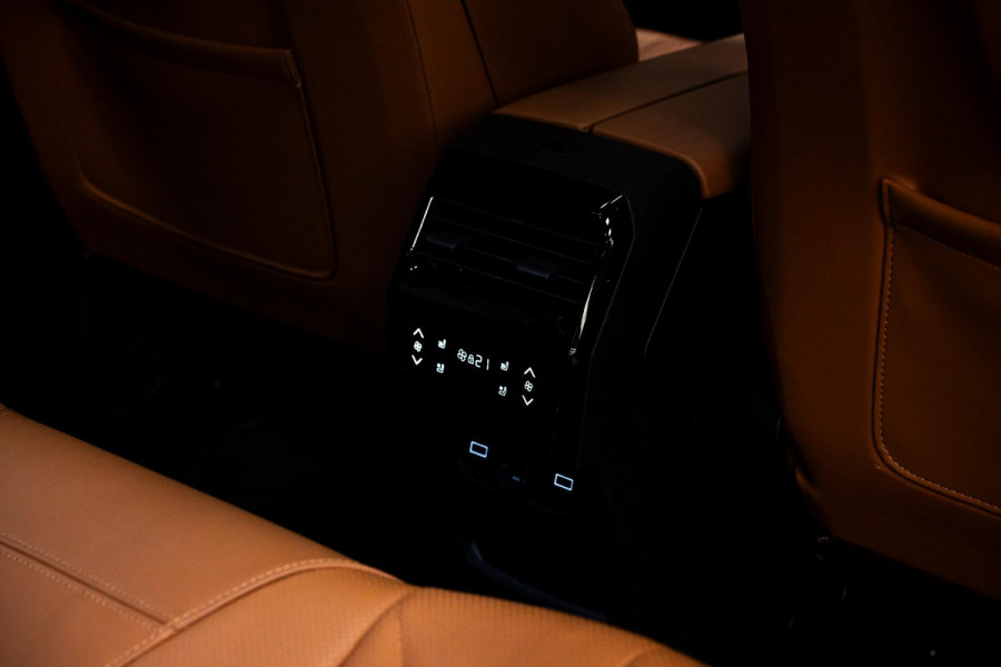 DS No 8 AWD Long Range Étoile Absolute Comfort Tech 97 kWh *Focal Electra 3D / Panorama / Night-Vision / Stoelventilatie- & Massage / HUD / DS Neck Warmer*