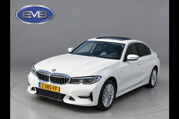 BMW 3-serie 330e Automaat High Executive, schuifdak, lederen sportinterieur, headup display, stoelverwarming