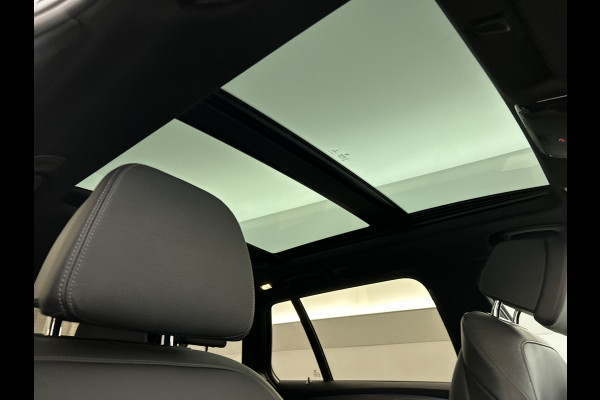BMW 5 Serie Touring 520i High Exe. M-Sport Pano-dak/Leder/Camera/Keyless Entry