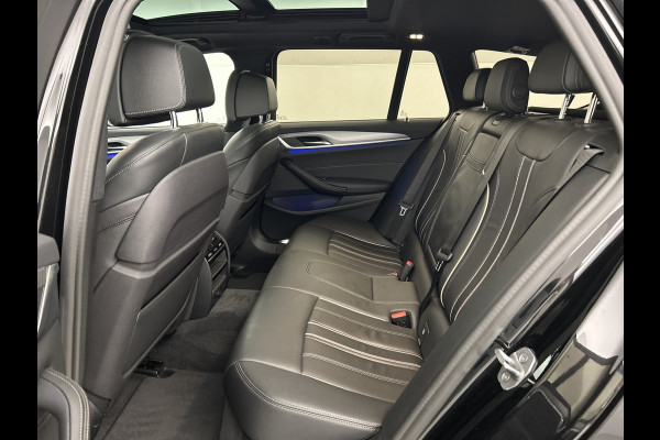 BMW 5 Serie Touring 520i High Exe. M-Sport Pano-dak/Leder/Camera/Keyless Entry