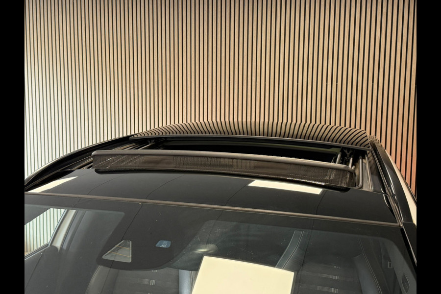Mercedes-Benz GLA 180 Premium Plus AUT. PANORAMADAK NAVIGATIE CAMERA AIRCO PDC CRUISE KEYLESS-GO STOELVERWARMING