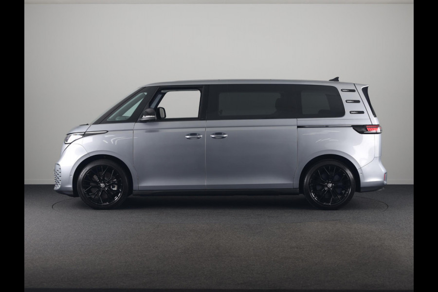 Volkswagen ID. Buzz Pro Bulli Limited Edition 86 kWh LWB 286 pk | 7-persoons | Rondomzicht camera | 21 Inch | Elektr. achterklep | Matrix LED koplampen | Parkeersensoren (Park assist)