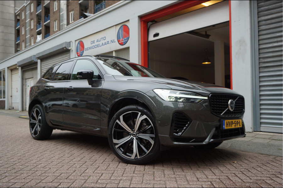 Volvo XC60 2.0 T6 Plug-in hybrid AWD Ultra Black Edition R-Design | Panoramadak | Trekhaak | 360 camera | Adaptive+Lane | Harman Kardon | 21inch | Dealer onderhouden Recharge