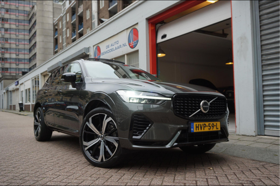 Volvo XC60 2.0 T6 Plug-in hybrid AWD Ultra Black Edition R-Design | Panoramadak | Trekhaak | 360 camera | Adaptive+Lane | Harman Kardon | 21inch | Dealer onderhouden Recharge
