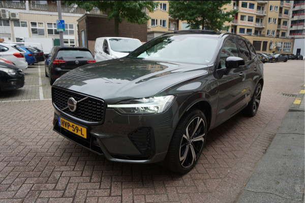 Volvo XC60 2.0 T6 Plug-in hybrid AWD Ultra Black Edition R-Design | Panoramadak | Trekhaak | 360 camera | Adaptive+Lane | Harman Kardon | 21inch | Dealer onderhouden Recharge