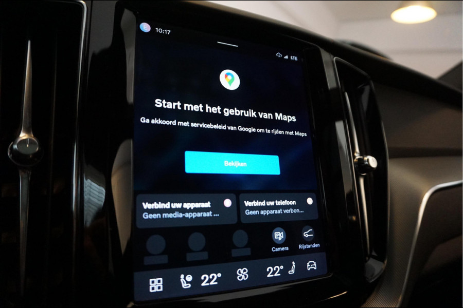 Volvo XC60 2.0 T6 Plug-in hybrid AWD Ultra Black Edition R-Design | Panoramadak | Trekhaak | 360 camera | Adaptive+Lane | Harman Kardon | 21inch | Dealer onderhouden Recharge