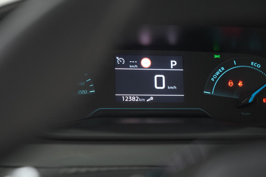 Peugeot 208 1.2 Hybrid 110 e-DCS6 Style | Parkeersensoren | Apple Carplay | Cruise Control | Airco