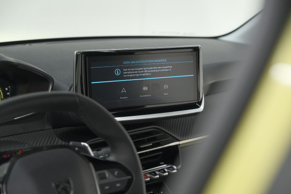 Peugeot 208 1.2 Hybrid 110 e-DCS6 Style | Parkeersensoren | Apple Carplay | Cruise Control | Airco