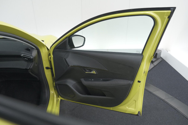 Peugeot 208 1.2 Hybrid 110 e-DCS6 Style | Parkeersensoren | Apple Carplay | Cruise Control | Airco
