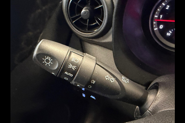 Hyundai i10 1.0 Comfort AIRCO LANE-ASSIST BLUETOOTH STOEL-STUURVERWARMING START/STOP PDC