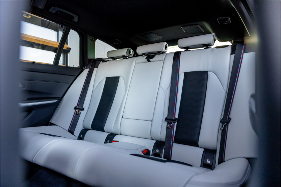BMW 3 Serie Touring M3 xDrive Competition - M Drivers Package | Carbon | H&K | 360 Camera