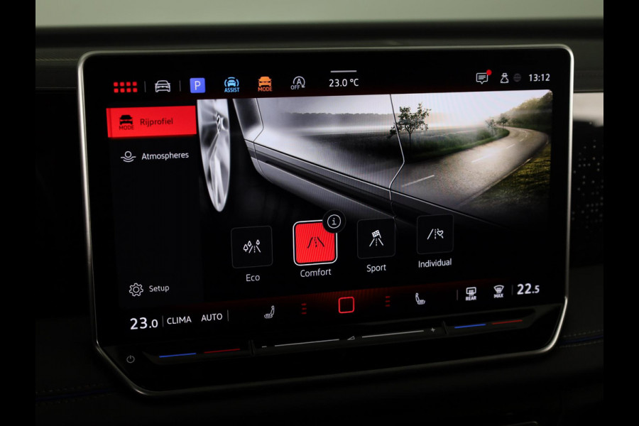 Volkswagen Tiguan 1.5 eTSI R-Line Edition 150PK | Automaat (DSG) | Navigatie | Camera | 20 Inch | Panoramadak | verlengde garantie
