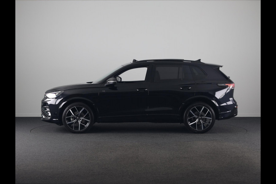 Volkswagen Tiguan 1.5 eTSI R-Line Edition 150PK | Automaat (DSG) | Navigatie | Camera | 20 Inch | Panoramadak | verlengde garantie