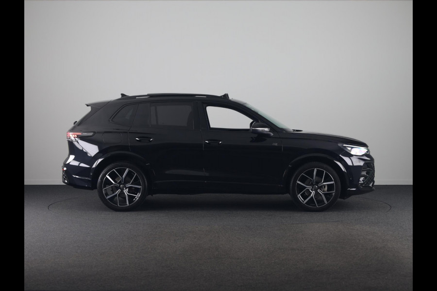 Volkswagen Tiguan 1.5 eTSI R-Line Edition 150PK | Automaat (DSG) | Navigatie | Camera | 20 Inch | Panoramadak | verlengde garantie