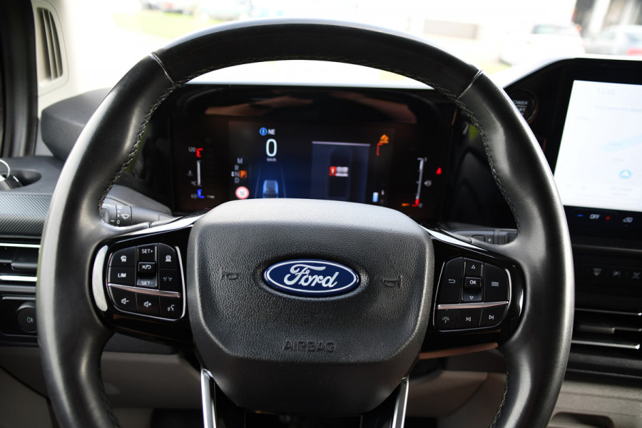 Ford Transit Custom 320 2.0 TDCI L2H1 PB Edition Limited Adaptieve Cruise, Camera, Carplay, LED, 170pk, Automaat, Stoelverwarming, Trekhaak, Virtual, Multimedia, Uniek!