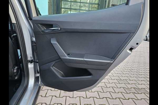 Seat Arona 1.0 TSI Style Business Intense | Automaat | LED | Camera | ACC | Full Link | Park Assist | Twotone | Climatronic | Navi |