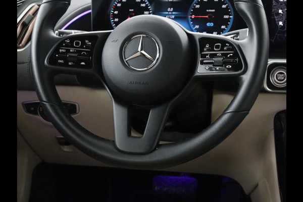 Mercedes-Benz EQC 400 4MATIC Business Solution Luxury 80 kWh | SOH 96.9% | Panoramdak | Leder | Adaptive cruise | Carplay | Sfeerverlichting | Burnmester Surround | Full LED | Stoelverwarming | Camera | Park assist |