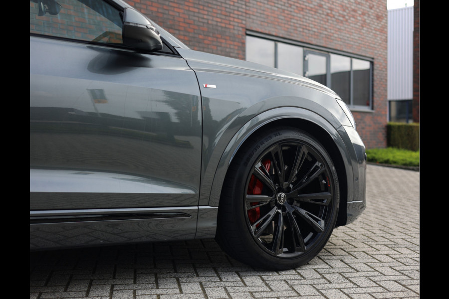 Audi Q8 55 TFSIe Quattro | Pano - Trekhaak - B&O