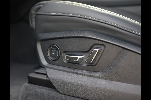 Audi Q8 55 TFSIe Quattro | Pano - Trekhaak - B&O
