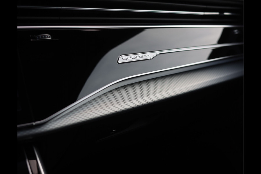 Audi Q8 55 TFSIe Quattro | Pano - Trekhaak - B&O