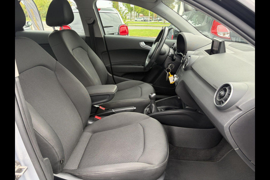 Audi A1 Sportback 1.0 TFSI Advance ✓1e Eigenaar✓Net beurt gehad✓Navi✓Keyless✓Clima✓Cruise✓17'' Lm velgen✓5 Deurs✓95pk✓Pdc✓N.A.P✓Apk tot 01-2027
