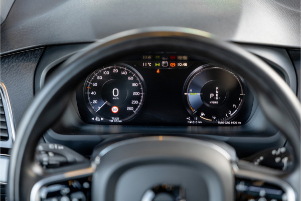 Volvo XC90 2.0 T8 Recharge AWD R-Design 7p - Panorama | H&K | Memory | Elek. Trekhaak | 360 Camera