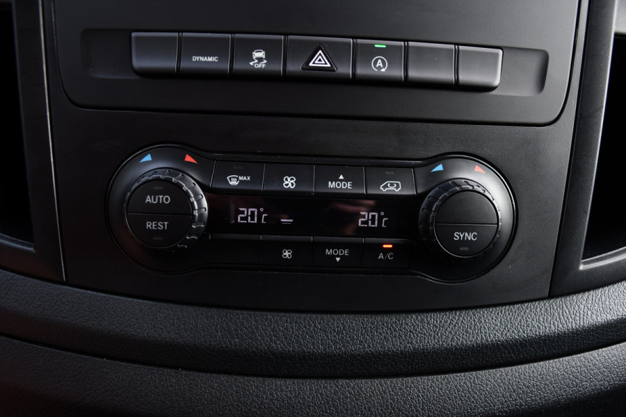 Mercedes-Benz Vito CDI L2 PB Edition Camera, Cruise, Carplay, 190pk, LED, Multimedia, Clima, Automaat, Uniek!